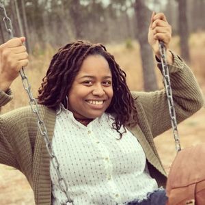 Meet your Posher, Denisha